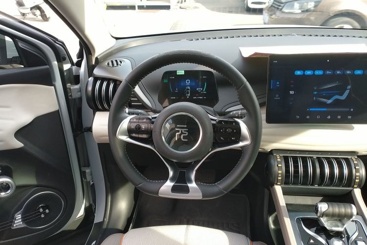 Used BYD Yuan PLUS 2024 Honor Edition 430KM Beyond Model
