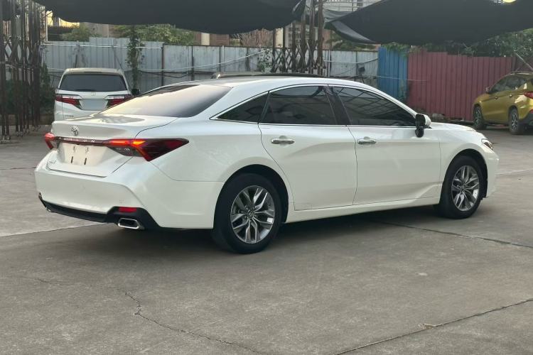 Used Toyota Avalon 2019 2.0L Luxury Edition China VI Standard
