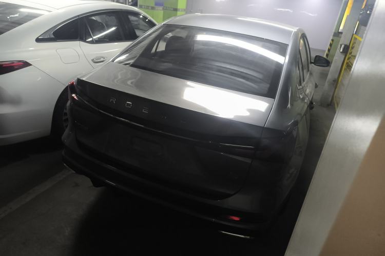 Used Roewe i5 2023 1.5L CVT Luxury Edition
