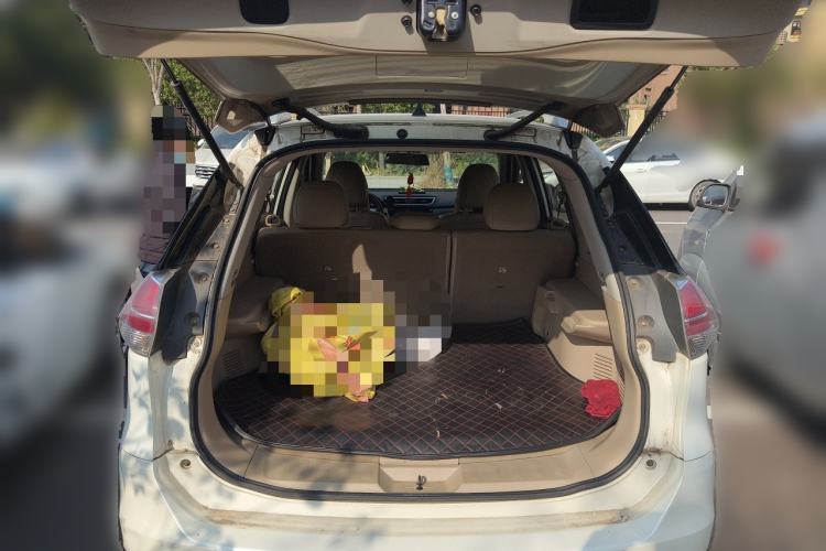 Used Nissan X-Trail 2015 2.0L CVT Comfort MAX Edition 2WD