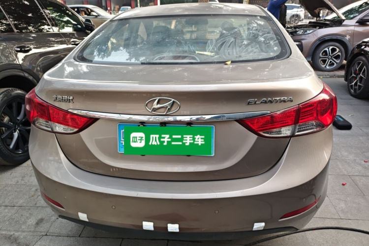 Used Hyundai Elantra 2015 1.6L Automatic Fashion Model
