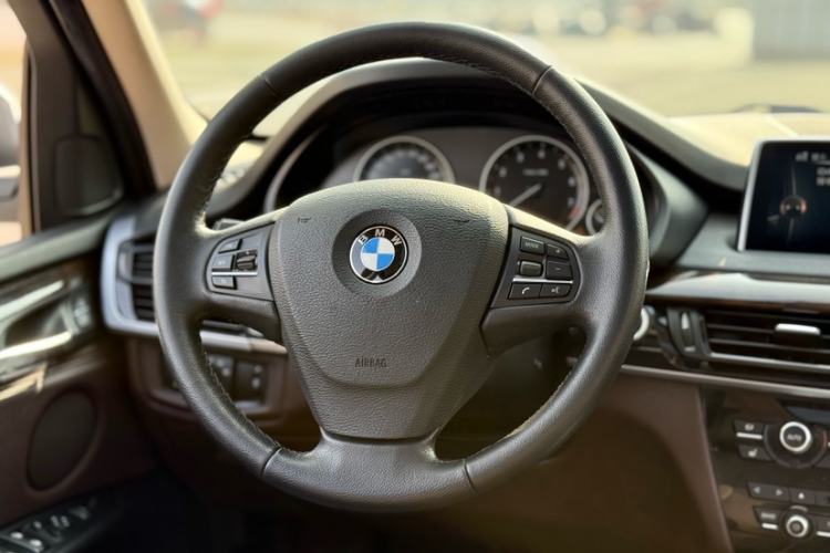 Used BMW X5 2015 xDrive28i