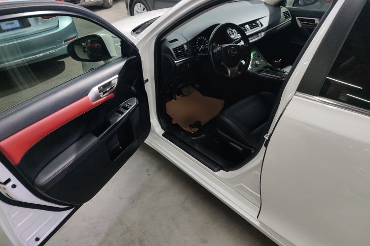 Used Lexus CT 2017 CT200h Elite Edition Monotone China VI
