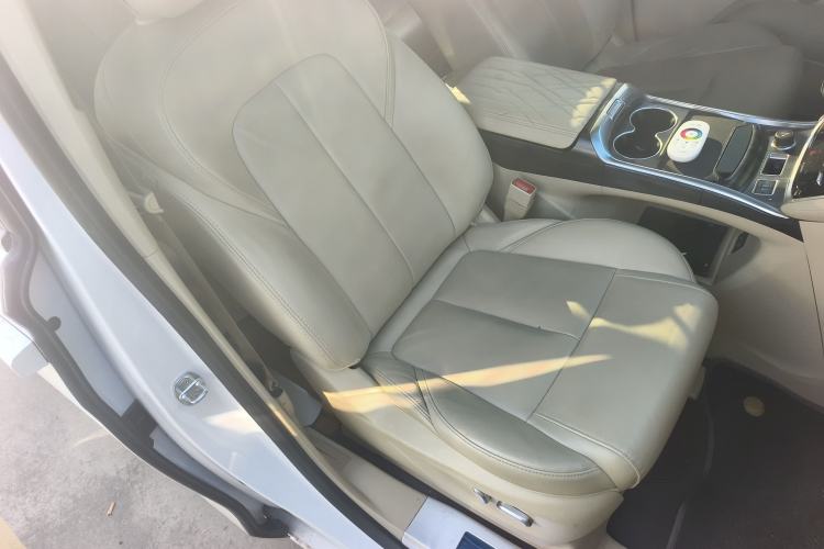 Used Buick GL8 2022 ES Landtrek 653T Luxury Edition