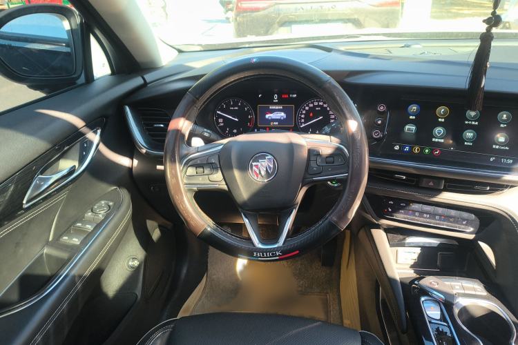 Used Buick Envision 2022 Encore Plus 652T Five-Seat Luxury Model
