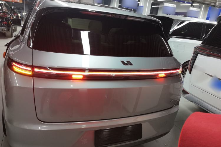 Used Li Auto L7 2023 Pro Model
