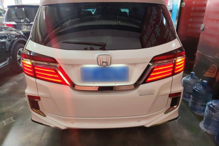 Used Honda Elysion 2019 2.0L Hybrid Supreme Edition
