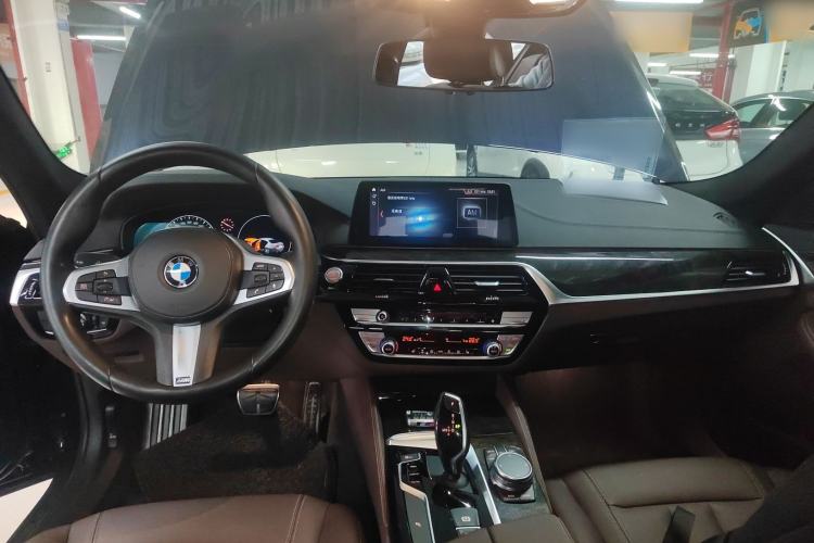 Used BMW 5 Series 2019 525Li M Sport Package