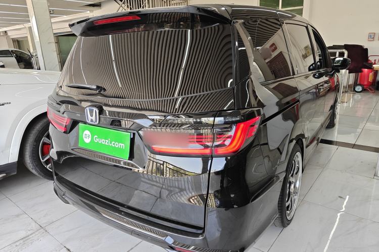 Used Honda Elysion 2022 2.0L eHEV Prestige Edition
