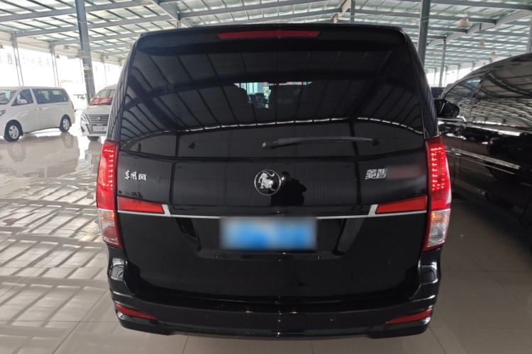 Used FORTHING Lingzhi PLUS 2021 Travel Edition 2.0L Manual Luxury 7-Seater
