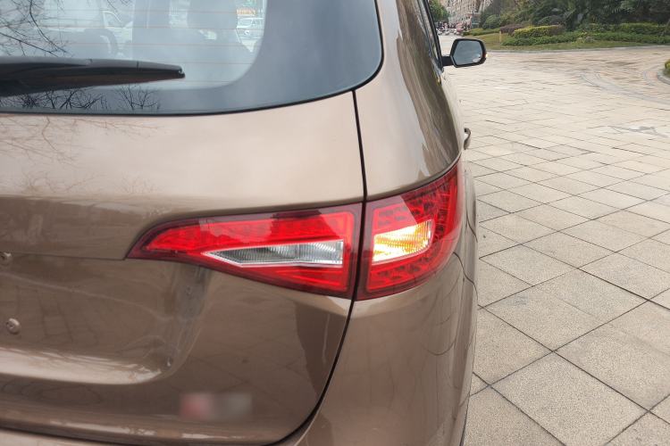 Used FAW Senya R7 2016 1.6L manual luxury version