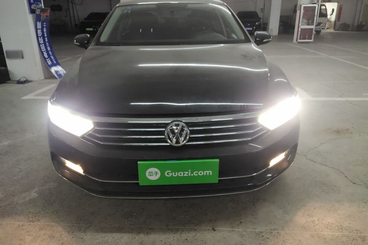 Used Volkswagen Magotan 2019 330TSI DSG Leading Model China VI Standard