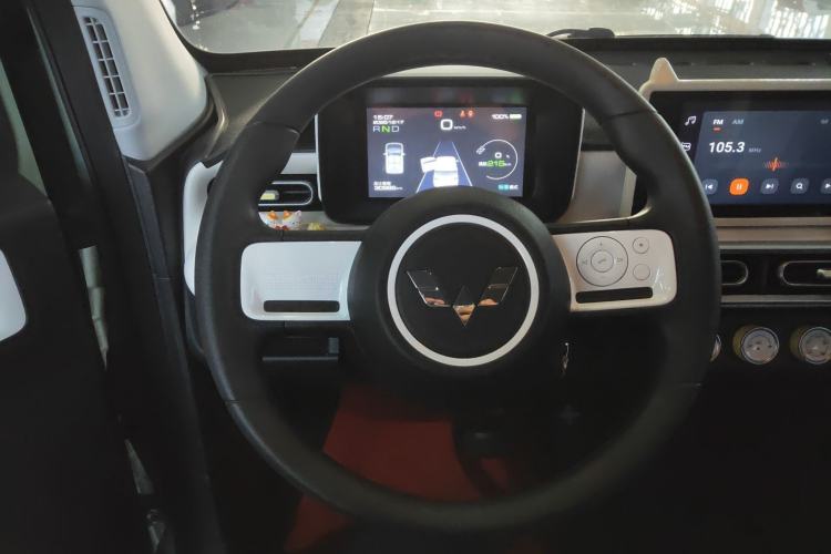 Used Wuling Hongguang MINIEV 2024 3rd Generation 215km Advanced Version
