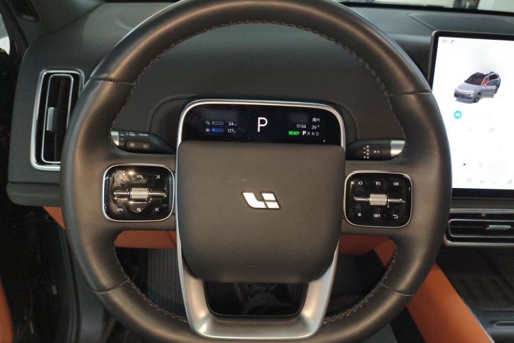 Used Li Auto L8 2024 Ultra Model
