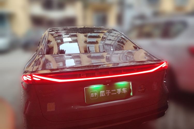 Used Geely Galaxy L6 2023 125km Starship
