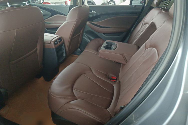 Used Buick Envision 2018 20T Two-Wheel Drive Luxury Model