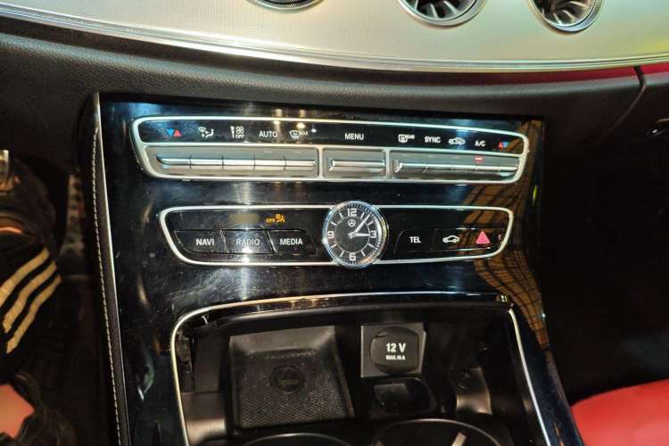 Used Mercedes-Benz E-Class 2017 E 200 4MATIC Coupe