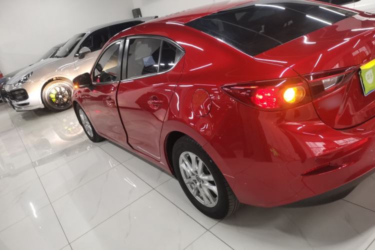 Used Mazda Mazda 3 Axela 2017 Sedan 1.5L Automatic Comfort Model Emission Standard China V
