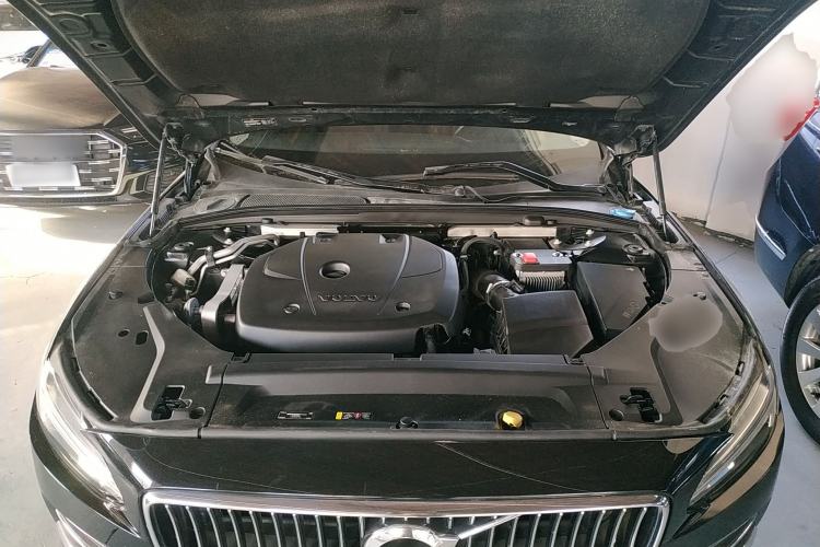 Used Volvo S90 2020 T5 Zhiyi Luxury Edition