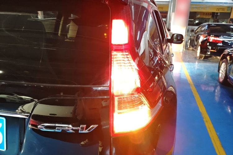 Used Honda CR-V 2013 2.4L four-wheel drive luxury version
