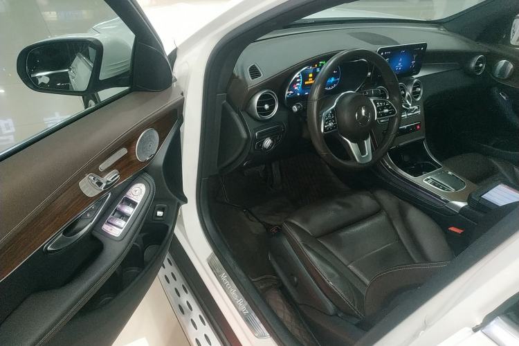 Used Mercedes-Benz GLC 2020 GLC 300 L 4MATIC Luxury Model