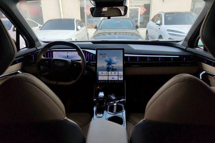 Used Geely Auto FX11 2023 1.5TD DCT Prestige Edition
