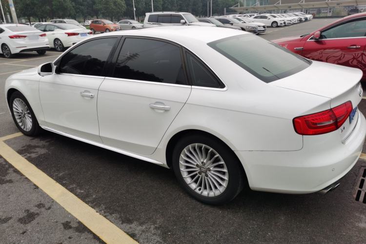 Used Audi A4L 2016 35 TFSI Collector's Edition Automatic Standard Model
