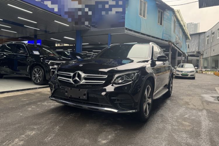 Used Mercedes-Benz GLC 2017 GLC 260 4MATIC Luxury Model
