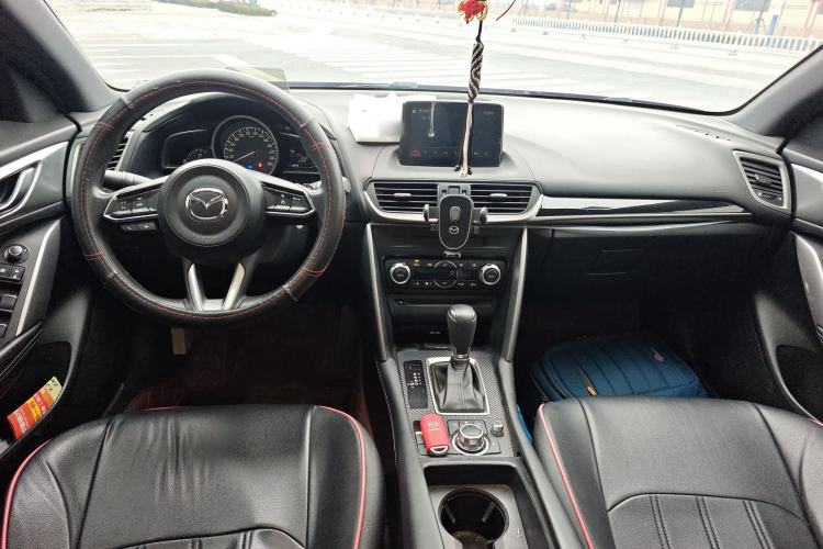 Used Mazda CX-4 2018 2.0L Automatic Two-Wheel Drive Blue Sky Exploration Version China V Standard
