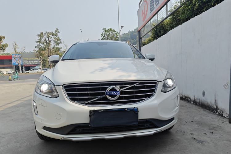 Used Volvo XC60 2015 T5 Smart Upgrade Model
