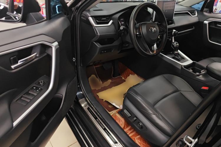 Used Toyota Wildlander 2020 2.0L CVT Two-Wheel Drive Luxury Edition