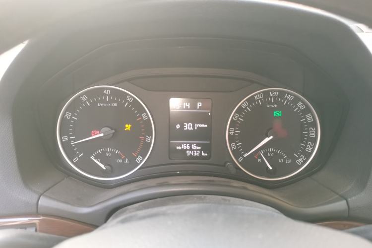 Used Skoda Octavia 2014 1.4TSI DSG Yijun Edition
