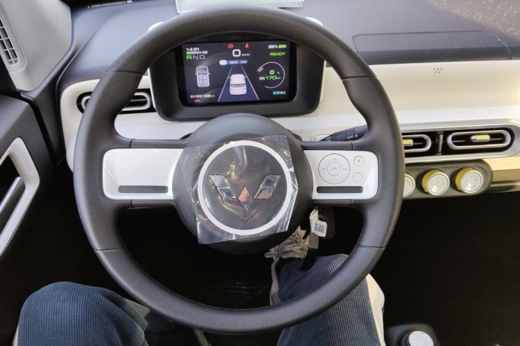 Used Wuling Hongguang MINIEV 2024 3rd Generation 215km Youth Edition