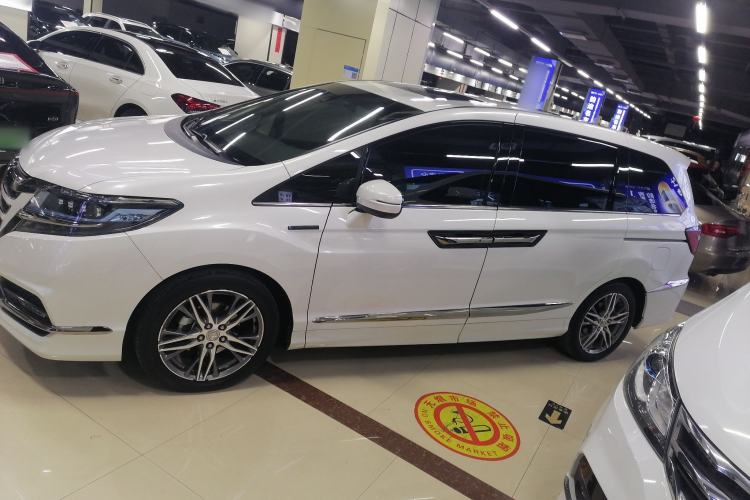 Used Honda Elysion 2019 2.0L Hybrid Luxury Edition
