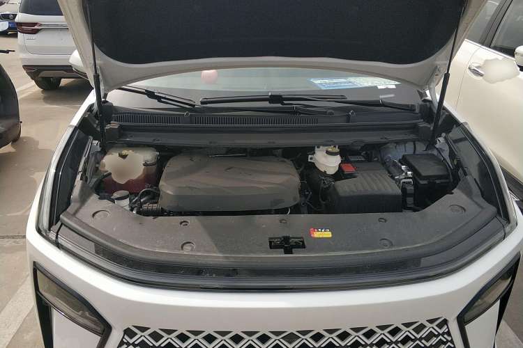 Used SAIC MAXUS G70 2024 2.0T Automatic Luxury Edition 7 Seats
