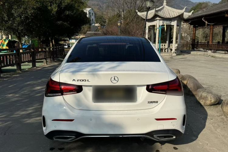 Used Mercedes-Benz A-Class 2022 Second Facelift A 200 L Sport Sedan Fashion Version
