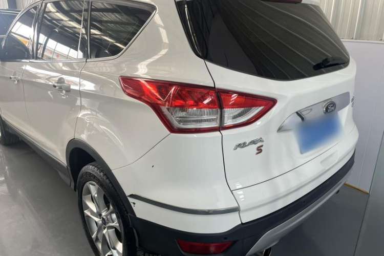 Used Ford Kuga 2013 2.0L GTDi Four-Wheel-Drive Sport Model
