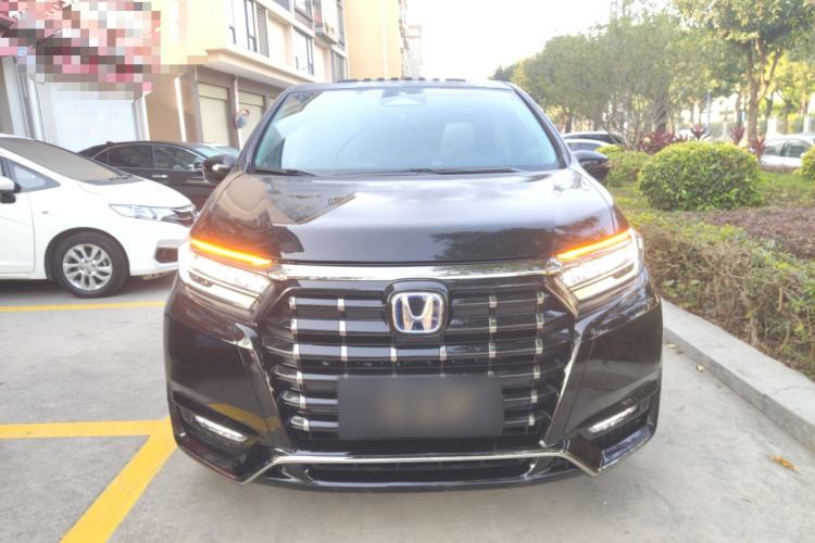 Used Honda Elysion 2024 2.0L eHEV Luxury Edition
