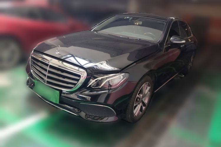 Used Mercedes-Benz E-Class 2018 Facelift E 300 L Luxury Edition
