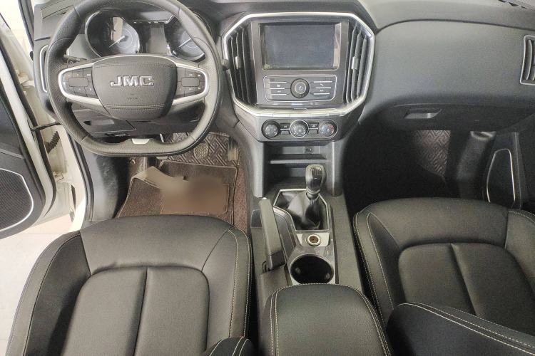 Used JMC Yuhu 7 2020 2.0T Diesel Manual 4x4 Comfort Edition Long Wheelbase China VI Emission Standard JX4D20A6L
