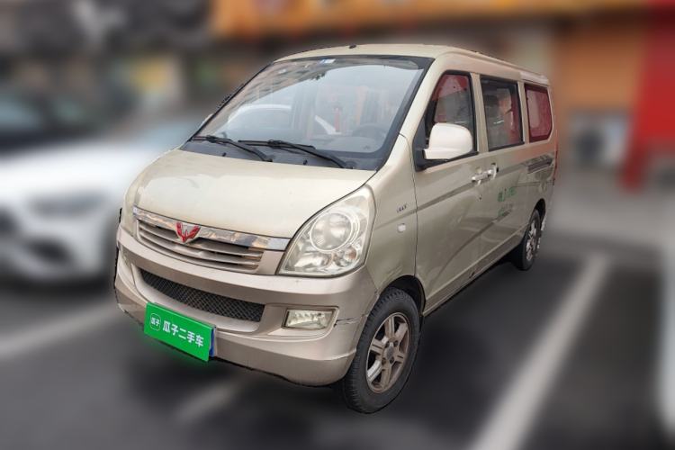 Used Wuling Rongguang 2014 1.5L S Standard Version
