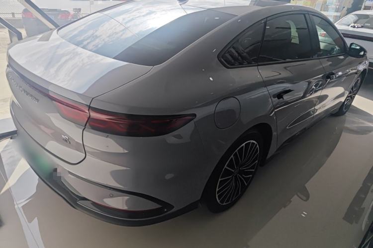 Used BYD Han 2025 EV with 701 km of Laser Radar-Enabled Intelligent Driving
