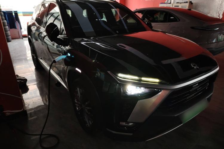 Used Nio ES8 2020 580 km Range 7-Seater Version
