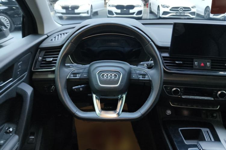 Used Audi Q5L 2022 Updated 40T Luxury Dynamic Edition
