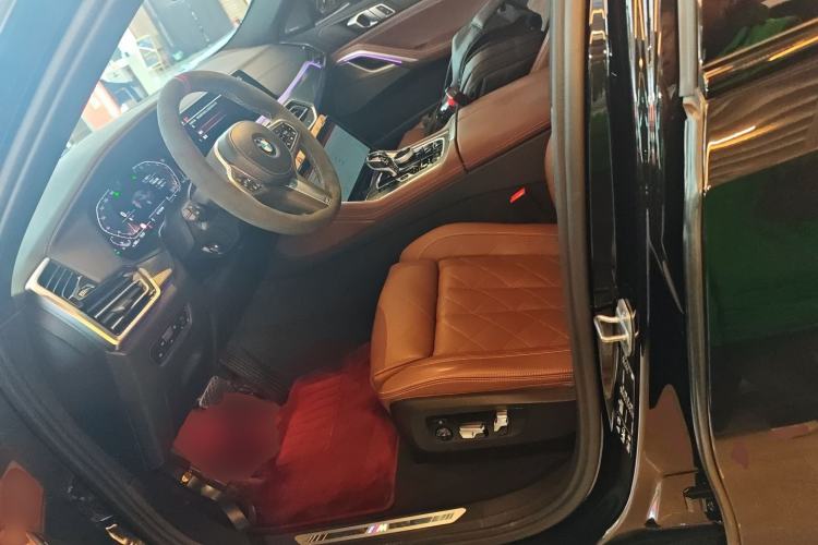 Used BMW X6 2022 Second Facelift xDrive40i Luxury Version M Sport Package
