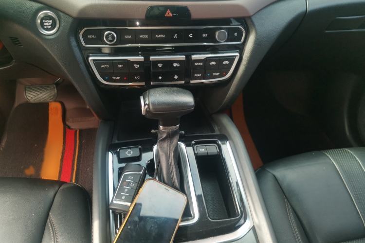 Used GAC Trumpchi GS8 2017 320T Two-Wheel Drive Luxury Smart Connectivity Version (7 Seats)