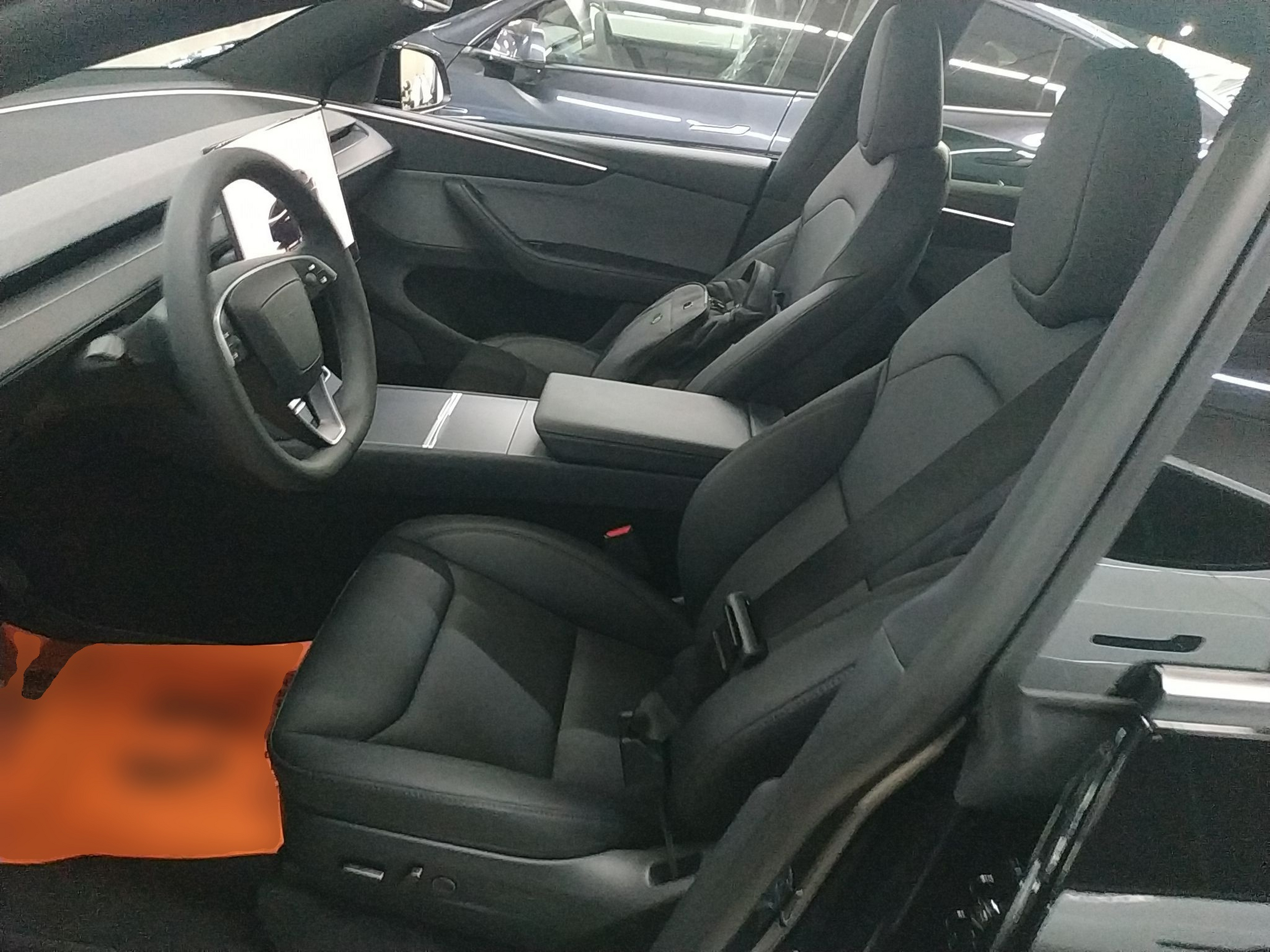 Переднее сиденье в автомобиле