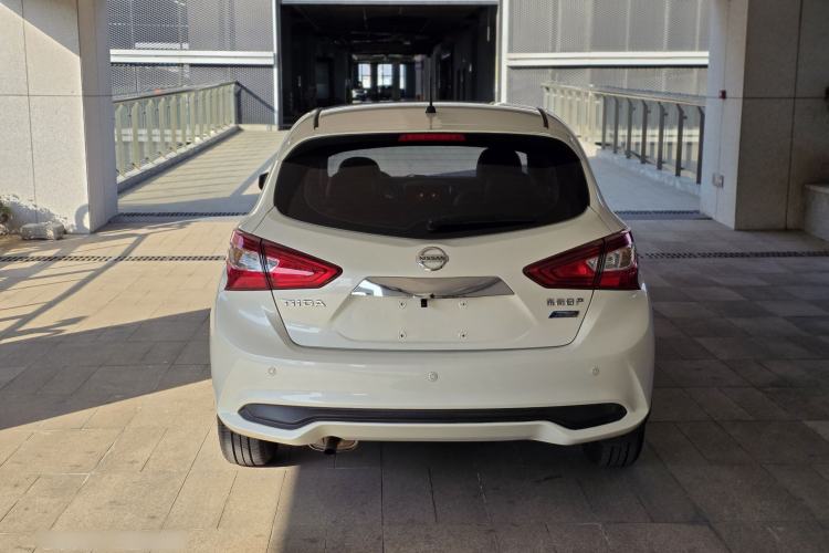 Used Nissan Tiida 2020 1.6L CVT Cool Edition
