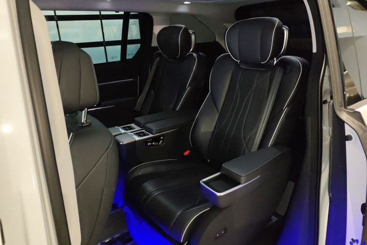 Used XPeng X9 2024 702 Ultra-Long Range Max
