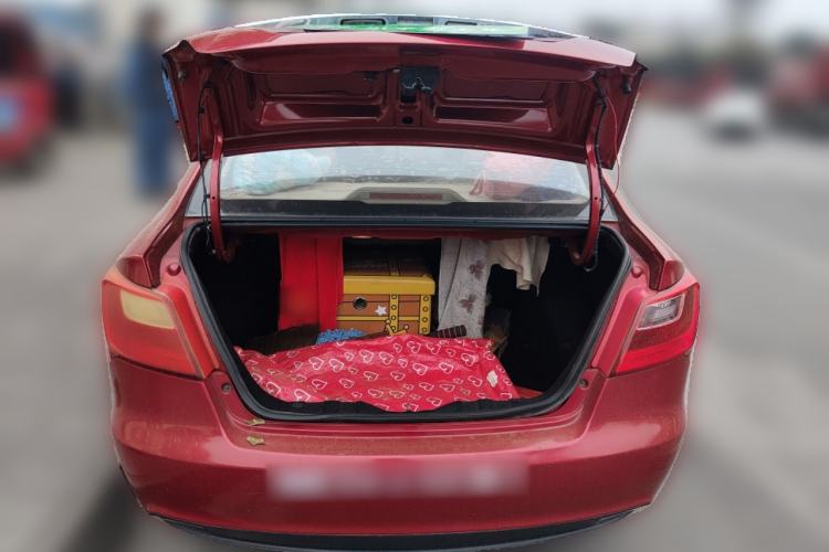 Used Changan Alsvin V3 2015 1.4L Manual Meiruan Model China V Standard
